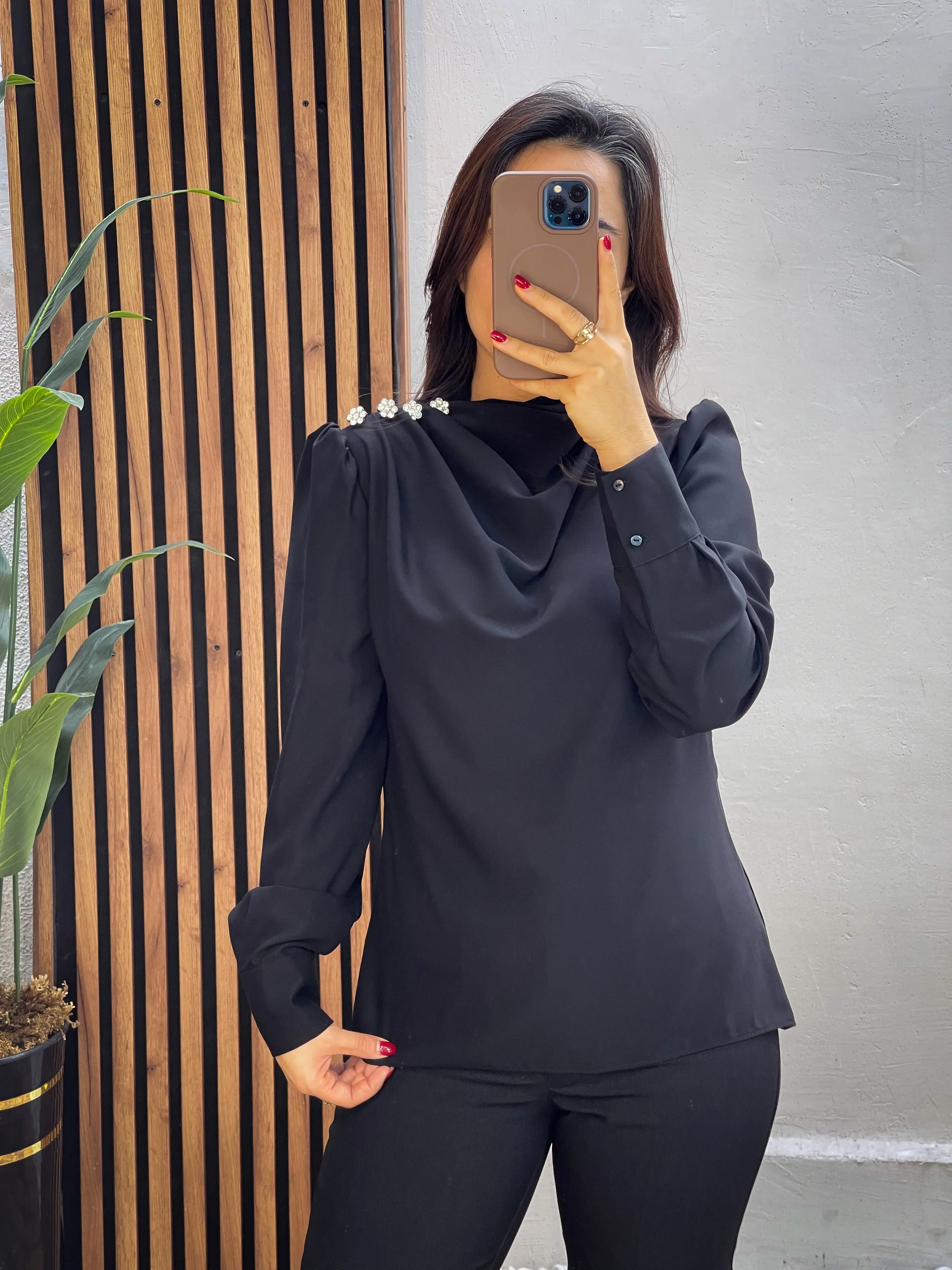 شومیز کرپ ساتن چهار دکمه اورجینال ترک